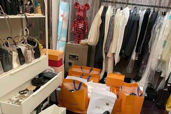 漳州市华安回收一线品牌衣服